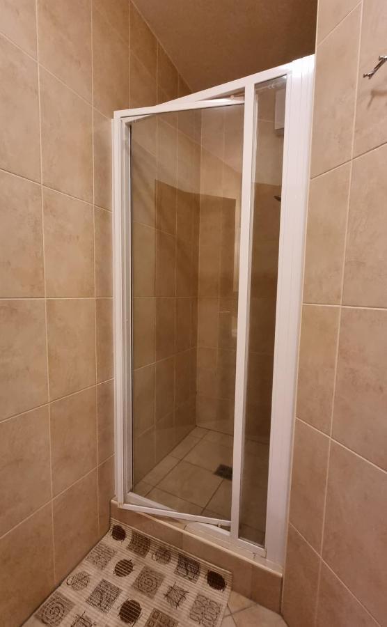 Ferienwohnung Relax Wellness Apartman Hajdúszoboszló Exterior foto