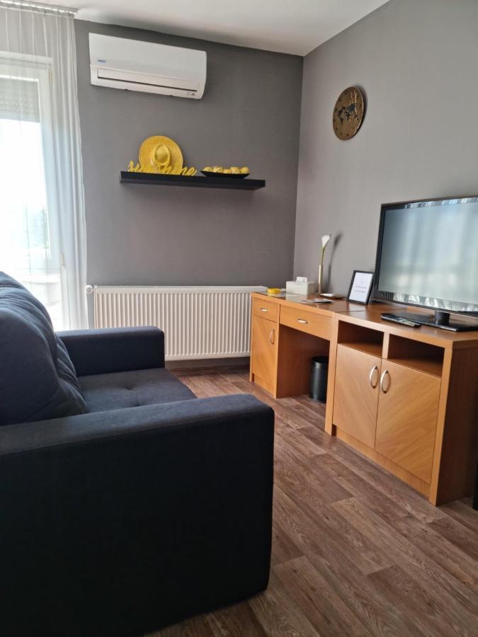 Ferienwohnung Relax Wellness Apartman Hajdúszoboszló Exterior foto